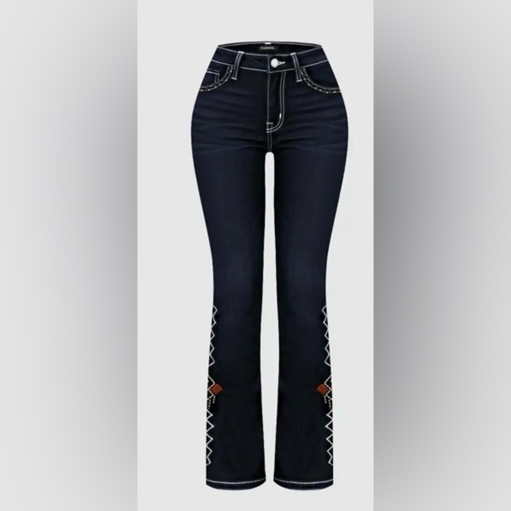 Flamingals Embroidered Rhinestone Decor Mid Rise Bootcut Jeans Size Large NWT - Picture 5 of 14